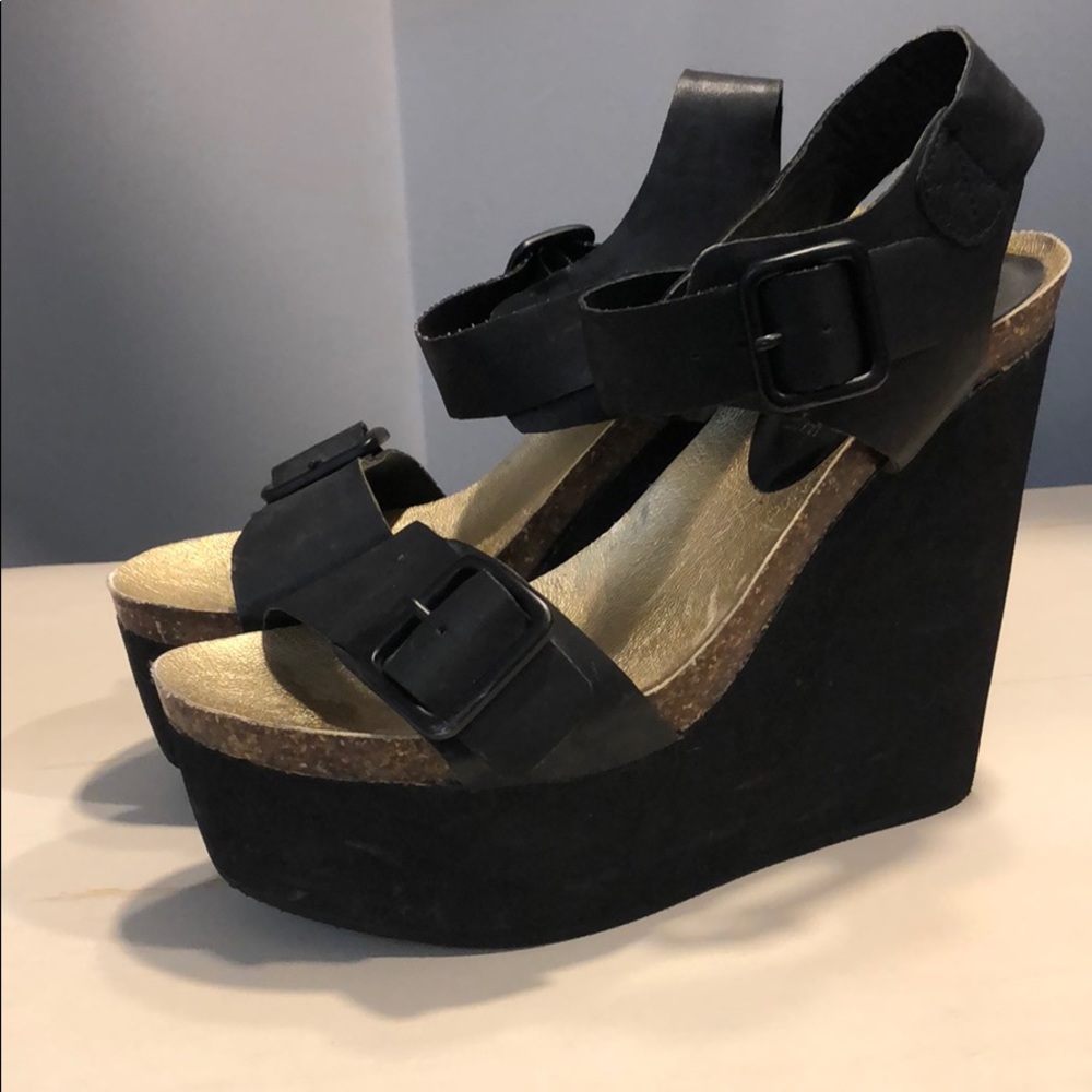 Kendall and Kylie Madden Girl Wedges!